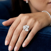 Hearts ring